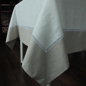 Bordered  lace linen   tablecloths